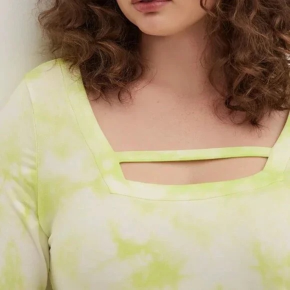 Torrid Lovesick -Top 00X 0X 1X 2X 3X 5X Tie Dye Long Sleeve Super Soft Tee Shirt - Picture 4 of 5